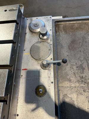 3" Devlieg #3H-72, horizontal boring mill table type, 72" horizontal travel, 60" vertical travel, 16" spindle - Image 10