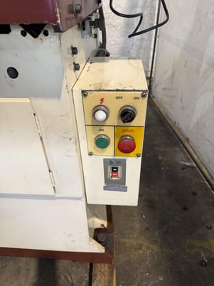 6" x 18" Chevalier #FSG618M, hydraulic surface grinder - Image 6