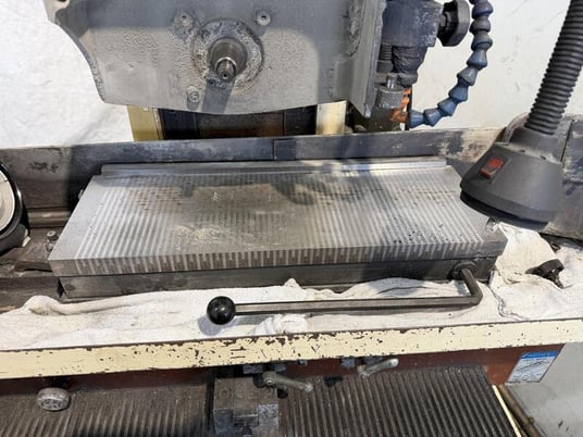 6" x 18" Chevalier #FSG618M, hydraulic surface grinder - Image 7