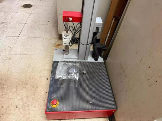 Testometric #M250-2.5CT, Materials Testing Machine, 2.5 KN force capacity - Image 2