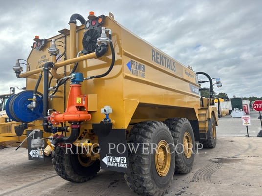Caterpillar 725WW, Water Truck, 692 hours, S/N: 3T901382, 2025 - Image 3