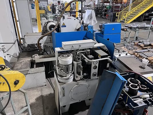 12.5" x 59" Tos #BUB32A/1500, cylindrical grinder, 7.87" chuck, M-400 Centroid, swivel workhead, 2020 - Image 5