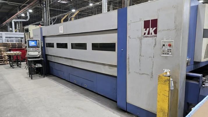 HK #PL3015, fiber laser, 3000 watts, 5' x10'tbl., dust collector, chiller, 2014 - Image 1