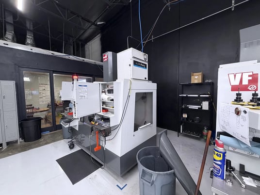 Haas #VF-2, CNC vertical machining center, 20 automatic tool changer, 30" X, 16" Y, 20" Z, 8100 RPM, #40 - Image 2