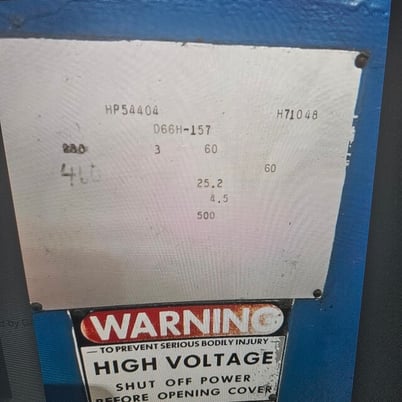 60 Ton, Bliss #C-60, punch press, 4" stroke, 14.5" Shut Height, 3" adj., 21" x32" bed, 90 SPM, 1998 - Image 3