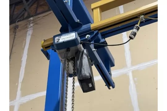 2 Ton, Gorbel, free standing crane, electric hoist w/ pendant Control, 14.5' x 23' x 13.5' - Image 4