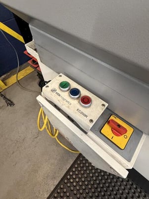 Okuma #M560-V, CNC vertical machining center, 32 automatic tool changer, 41.3" X, 22" Y, 18.1" Z, 15000 RPM - Image 4