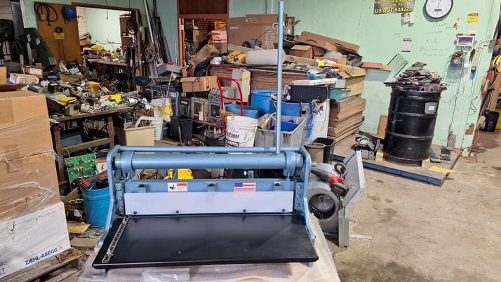 18 gauge x 2' Roper Whitney #125, benchtop metal shear, new in crate - Image 8