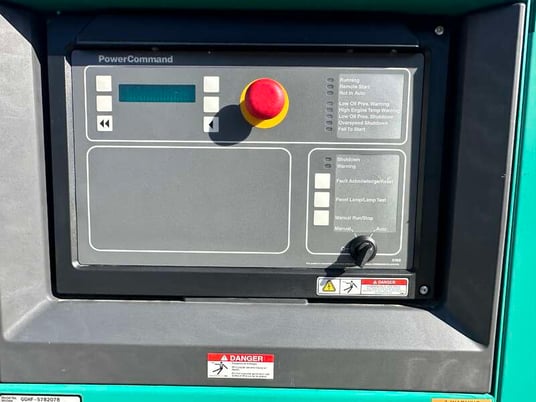 70 KW Cummins #GGHF, Natural gas / propane generator set, 87 hours, 126 HP @ 1800 RPM, Ford WSG1068 6.8L - Image 7