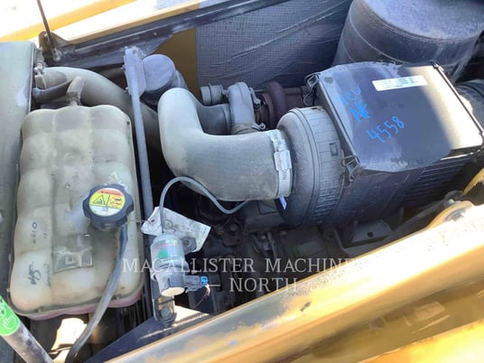 Cat 420E, Backhoe Loader, 4561 hours, S/N: HLS03793, 2007 - Image 7