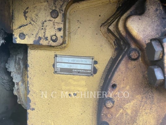 Caterpillar D4H, Crawler Dozer, 2672 hours, S/N: 8PB01503, 1987 - Image 6