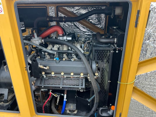 100 KW Ford #G100F3S, Diesel Generator, Sound Proof Enclosure, 6.8 Liter Ford Engine, 1800 RPM, 240/120 Volt - Image 6