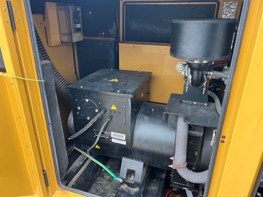 100 KW Ford #G100F3S, Diesel Generator, Sound Proof Enclosure, 6.8 Liter Ford Engine, 1800 RPM, 240/120 Volt - Image 7