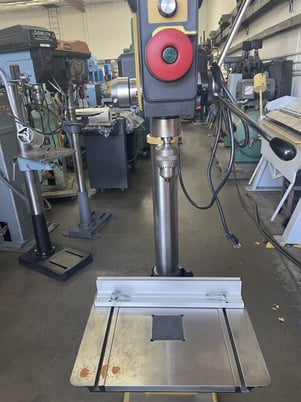 Powermatic #PM2820EVS, Single Spindle Drill Press, 20" swing, 3600 RPM, 1 HP, 20.5" x 15.5" table - Image 2