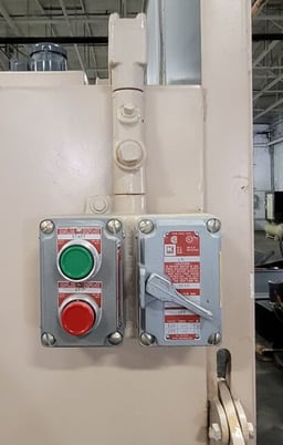 Abrasive Blast Systems #6048, blast cabinet, 2 turn table carts, 900 cfm dust collector - Image 9