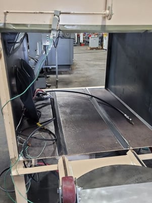 Abrasive Blast Systems #6048, blast cabinet, 2 turn table carts, 900 cfm dust collector - Image 10