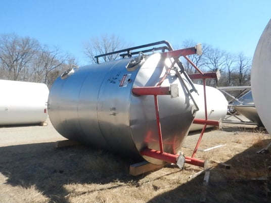 8400 gallon Stainless Steel Jacketed Tank, 10' diameter x 18'-6" height - Image 7