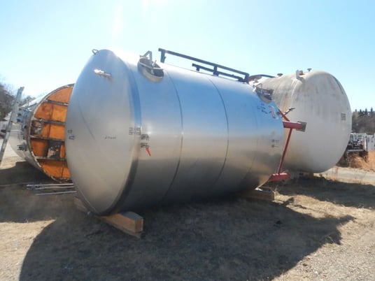 8400 gallon Stainless Steel Jacketed Tank, 10' diameter x 18'-6" height - Image 10