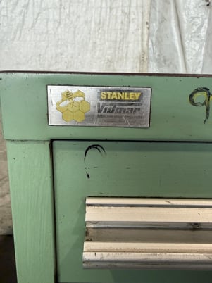9 Drawer Stanley Vidmar cabinet - Image 3
