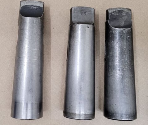 Set of 12 Morse Taper/R8 Holder Sleeves - Image 3