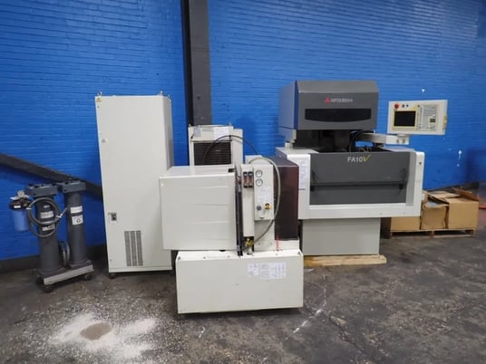 Mitsubishi #FA10VM, Electrical Discharge Machine, R410a, pendant - Image 1