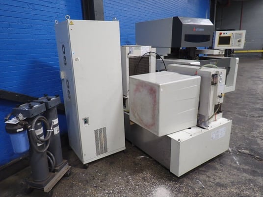 Mitsubishi #FA10VM, Electrical Discharge Machine, R410a, pendant - Image 2