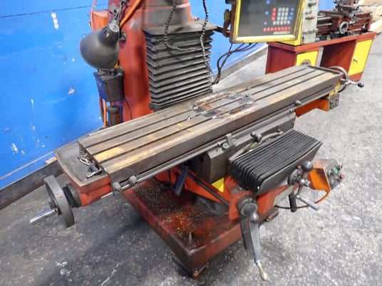 Bridgeport, Vertical Mill, 11" X 58" table, 2 HP, digital read out, 773,275 hours - Image 3