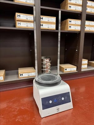 W.S. Tyler, Ro-Tap #RX-29-E, pure test sieve shaker, Hogentogler & Co. standard test sieves, 8" sieves, 2019 - Image 1