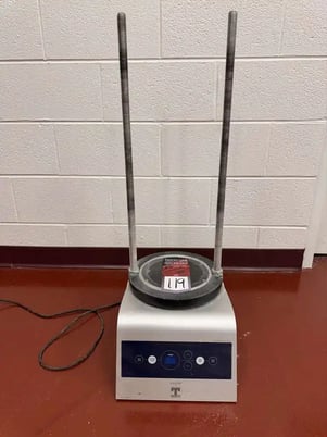 W.S. Tyler, Ro-Tap #RX-29-E, pure test sieve shaker, Hogentogler & Co. standard test sieves, 8" sieves, 2019 - Image 2