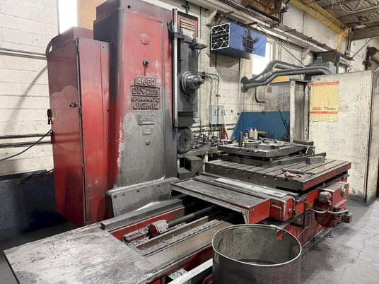 4" Devlieg #4K-60, CNC Spiramatic horizontal boring mill table type, 20" spindle travel, 60" horizontal - Image 1