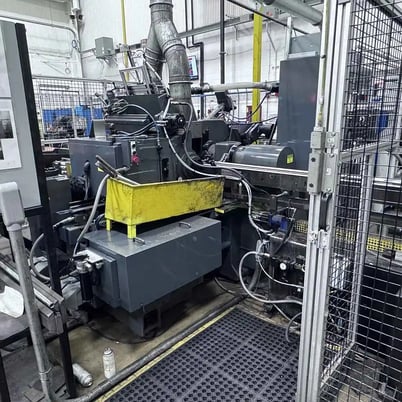 Cincinnati Milacron No. 340-20, centerless grinder, 3" capacity, 24" grinding wheel, 40 HP, 1200 RPM - Image 8