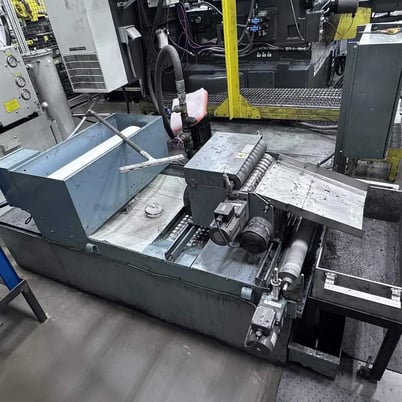 Cincinnati Milacron No. 340-20, centerless grinder, 3" capacity, 24" grinding wheel, 40 HP, 1200 RPM - Image 10