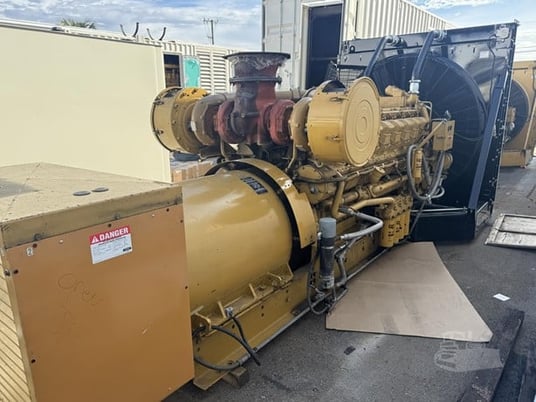 1750 KW Caterpillar #3516, Open Skid Diesel Generator Set, 2500 amp circuit breaker, 1800 RPM, 480 Volt, 2420 - Image 3