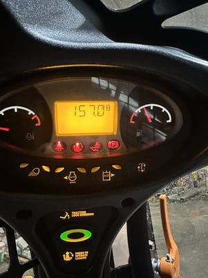 Bobcat #595 Tracked Skid Steer, Like New - Image 3