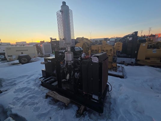 66 KW Isuzu, diesel generator set, 480 Volts, 3-phase, BJ-4JJ1XYGV-01 engine, 2011 - Image 1