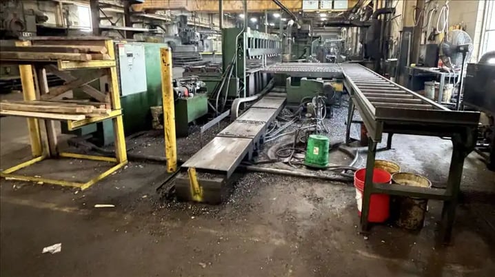 Oliver #879, plate saw, 154" length x 6-1/4" thick capacity, 154" BH, 23" saw blade diameter, 72" front - Image 6