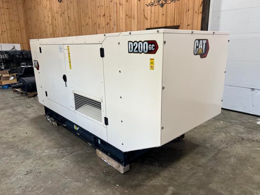 200 KW Caterpillar #D200GC, Diesel Generator Set, Sound Attenuated Enclosure, 4364 HP @ 1800 RPM CAT C7.1 - Image 5