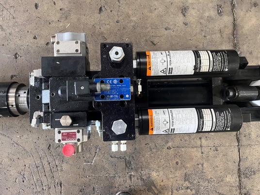 MTS #244.23, Hydraulic Actuator, 35 KIP (160kN), 12.73 in area, 6" dynamic stroke, 6.5" static, MTS manifold - Image 3