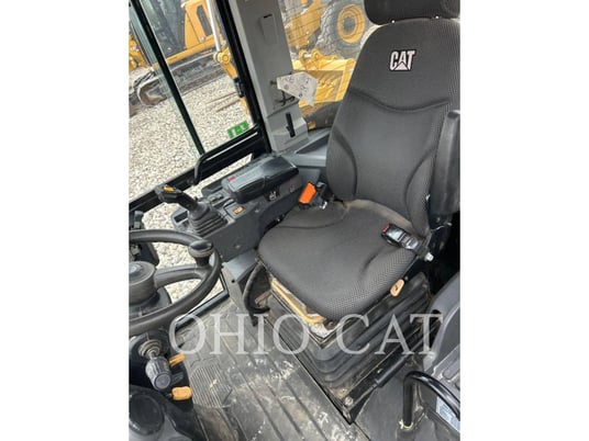 Cat 906, Compact Wheel Loader, 1639 hours, S/N: MZ600166, 2023 - Image 8