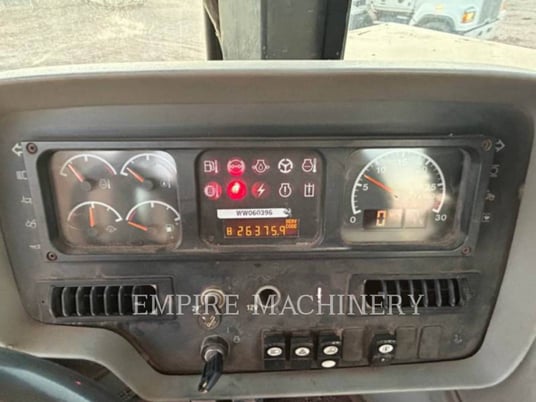 Caterpillar 621G WW, Water Wagon, 26375 hours, S/N: DBB00396, 2006 - Image 2