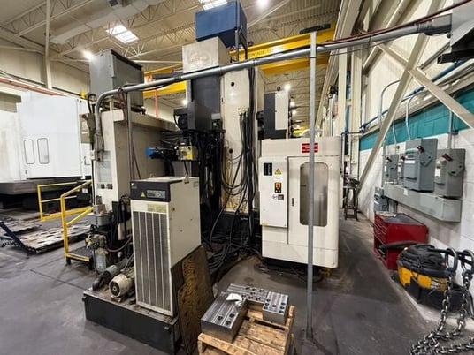 4.3" Toshiba, Shibaura #110R16, horizontal boring mill, Tosnuc 888 CNC Control, 55" x 63" full B-Axis rotary - Image 4