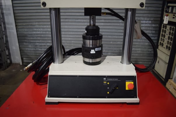 5.5 KIP (25kN), MTS #858 Mini Bionix II axial torsional fatigue load frame, 2 columns, 17-1/2" btwn columns - Image 5