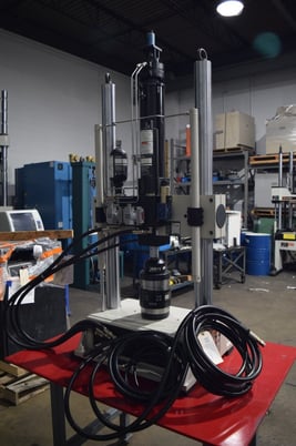 5.5 KIP (25kN), MTS #858 Mini Bionix II axial torsional fatigue load frame, 2 columns, 17-1/2" btwn columns - Image 6