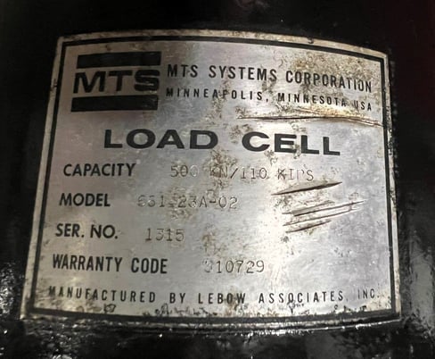 MTS #204.81, hydraulic actuator, 110 KIP (500kN), 6" dynamic/6" static stroke, swivel base, reconditioned - Image 3