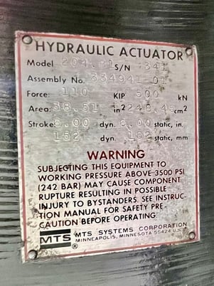MTS #204.81, hydraulic actuator, 110 KIP (500kN), 6" dynamic/6" static stroke, swivel base, reconditioned - Image 5