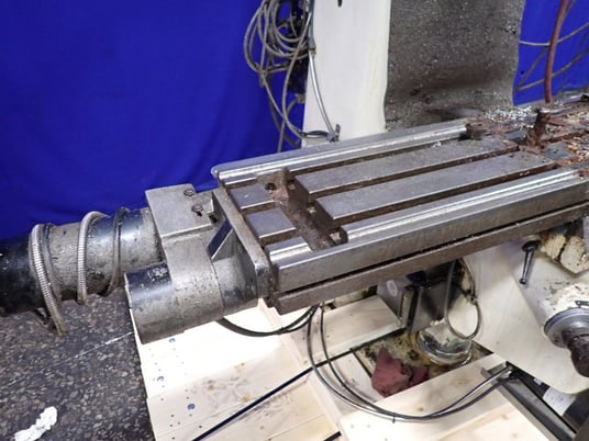 Clausing Kondia #FV-1, CNC Vertical Mill, w/Proto TRAK Plus Control, 9" x 49" Table, 1800 RPM, 230/440 V - Image 4