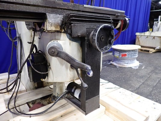 Clausing Kondia #FV-1, CNC Vertical Mill, w/Proto TRAK Plus Control, 9" x 49" Table, 1800 RPM, 230/440 V - Image 9