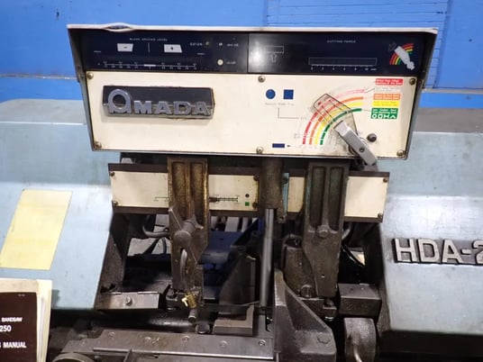 10" x 11" Amada #HDA-250, Horizontal Band Saw, 1" width x 138" L x 0.04" thick Blade, 230/460 V, 1985 - Image 3