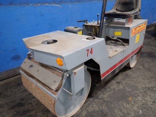 General Engines #SRH150, Asphalt Roller, 28" Front & 30" Back Rollers - Image 2