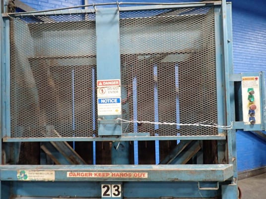 60" width x 30" D x 48" H Marathon Equipment #V-6030, Vertical Baler, 480 V, 2002 - Image 2